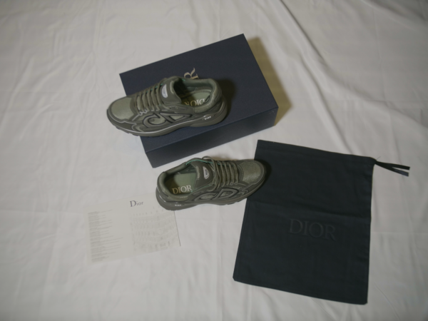Dior B30 - Donker Groen